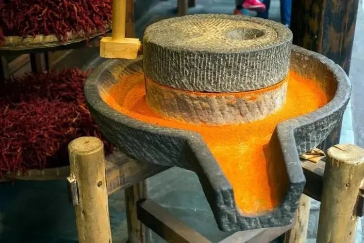 陈 泓：推磨（散文）