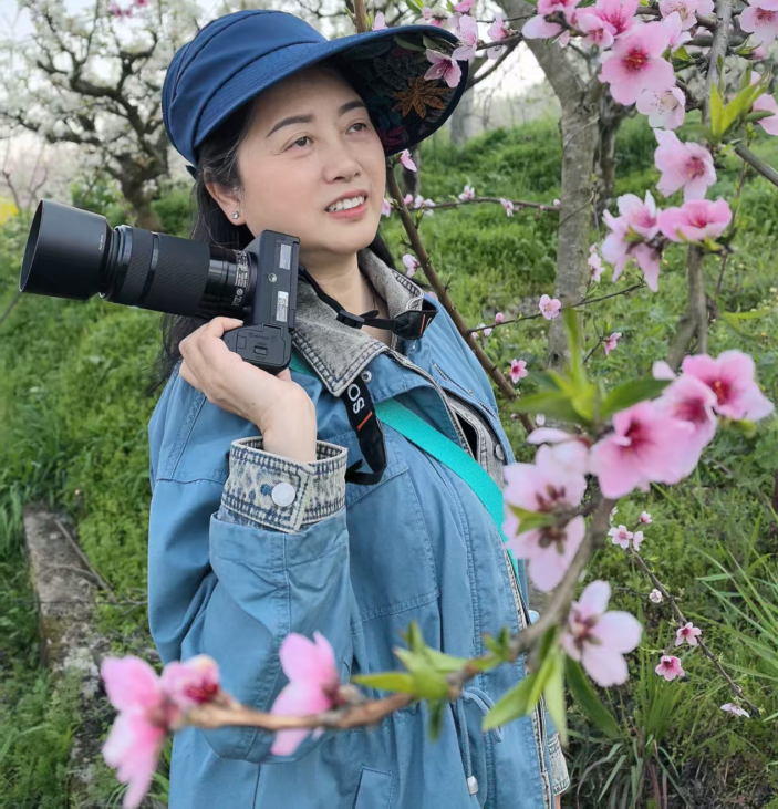 孙太英：书香印韵，情谊绵长