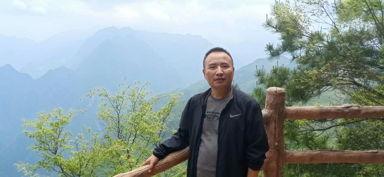 “中华颂”第十五届小戏小品曲艺原创剧本推选活动最佳编剧奖｜赵宜炳 于蛟：奋飞的云雀